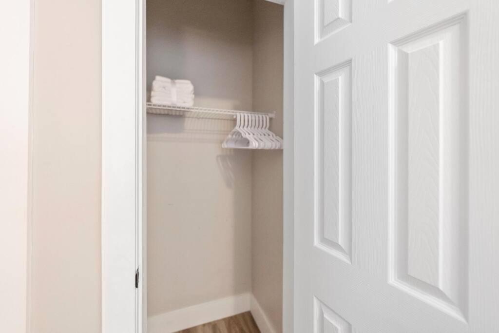 Brand New Cozy Modern Bungalow W/Hot Tub+Movieroom 7 Min From Uptown Charlotte Dış mekan fotoğraf