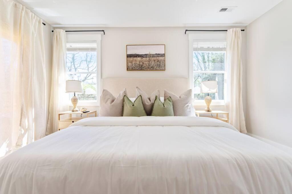 Brand New Cozy Modern Bungalow W/Hot Tub+Movieroom 7 Min From Uptown Charlotte Dış mekan fotoğraf