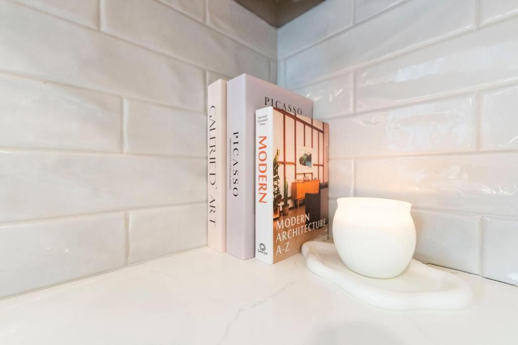 Brand New Cozy Modern Bungalow W/Hot Tub+Movieroom 7 Min From Uptown Charlotte Dış mekan fotoğraf